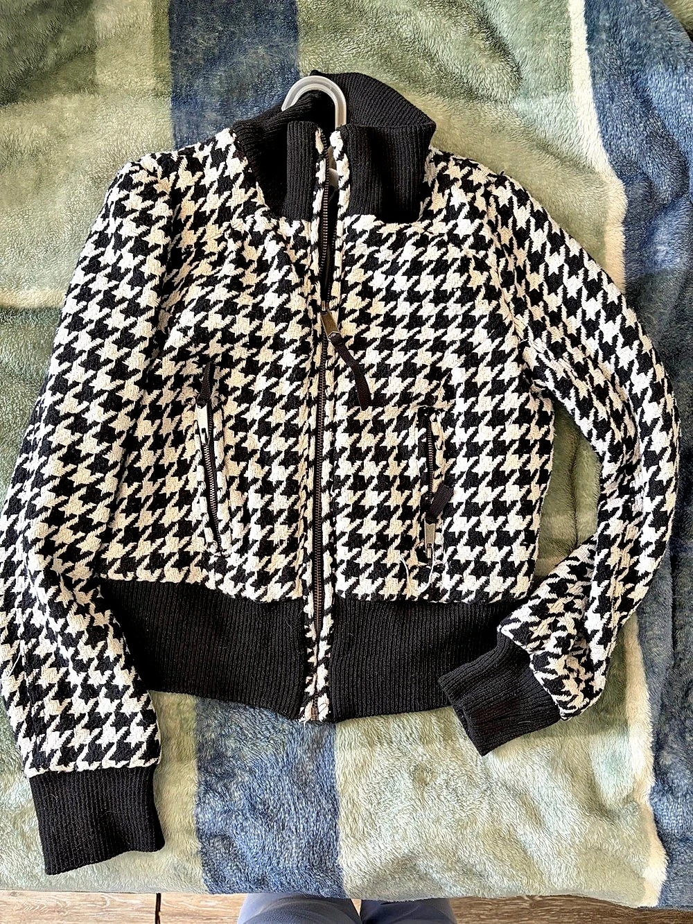 Vintage 579 Houndstooth Bomber Jacket in Black & White Size Juniors Medium